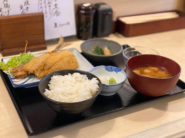 とにかく美味しいアジフライをご飯でかっ込める路地裏のお店 旬酒肴こつぶ 人形町で会いましょう とにかく美味しいアジフライをご飯でかっ込める路地裏のお店 旬酒肴こつぶ 人形町で会いましょう