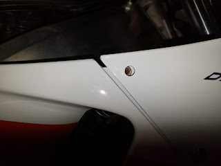 CBR250RR(MC22)を中華カウルから中華カウルに衣替え - どんぶら