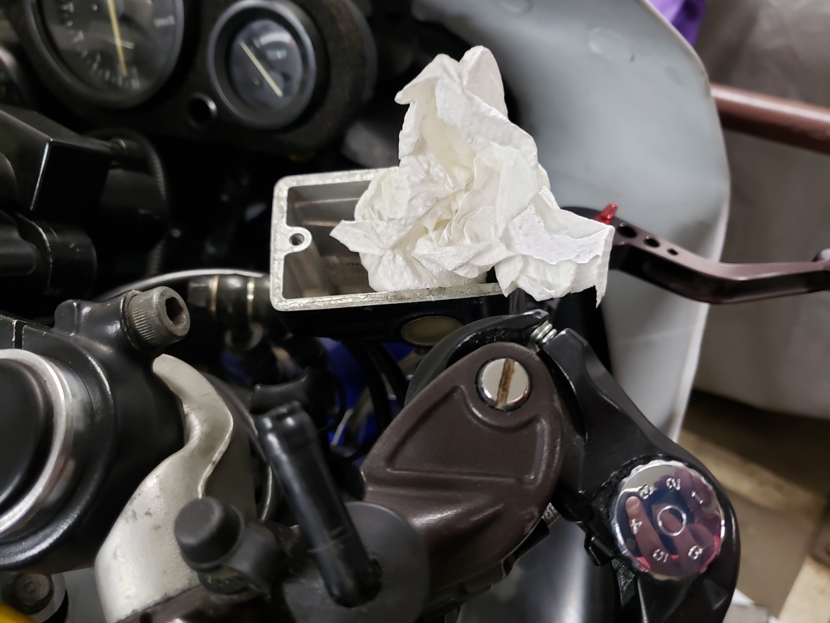 CBR250RR(MC22)のラジアルマスター化とブレーキキャリパーの交換