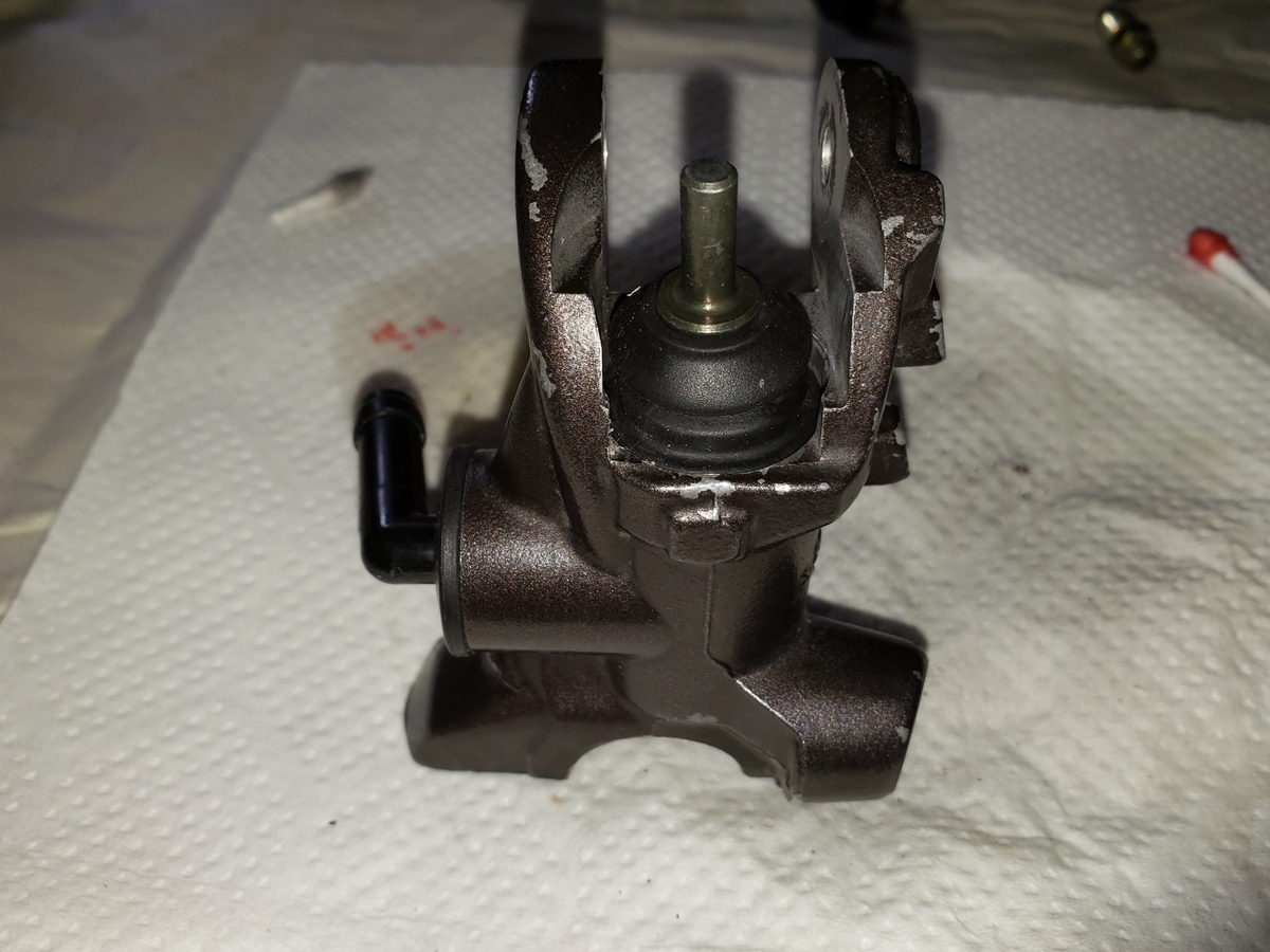 NISSINラジアルマスターのプッシュロッド組み立て