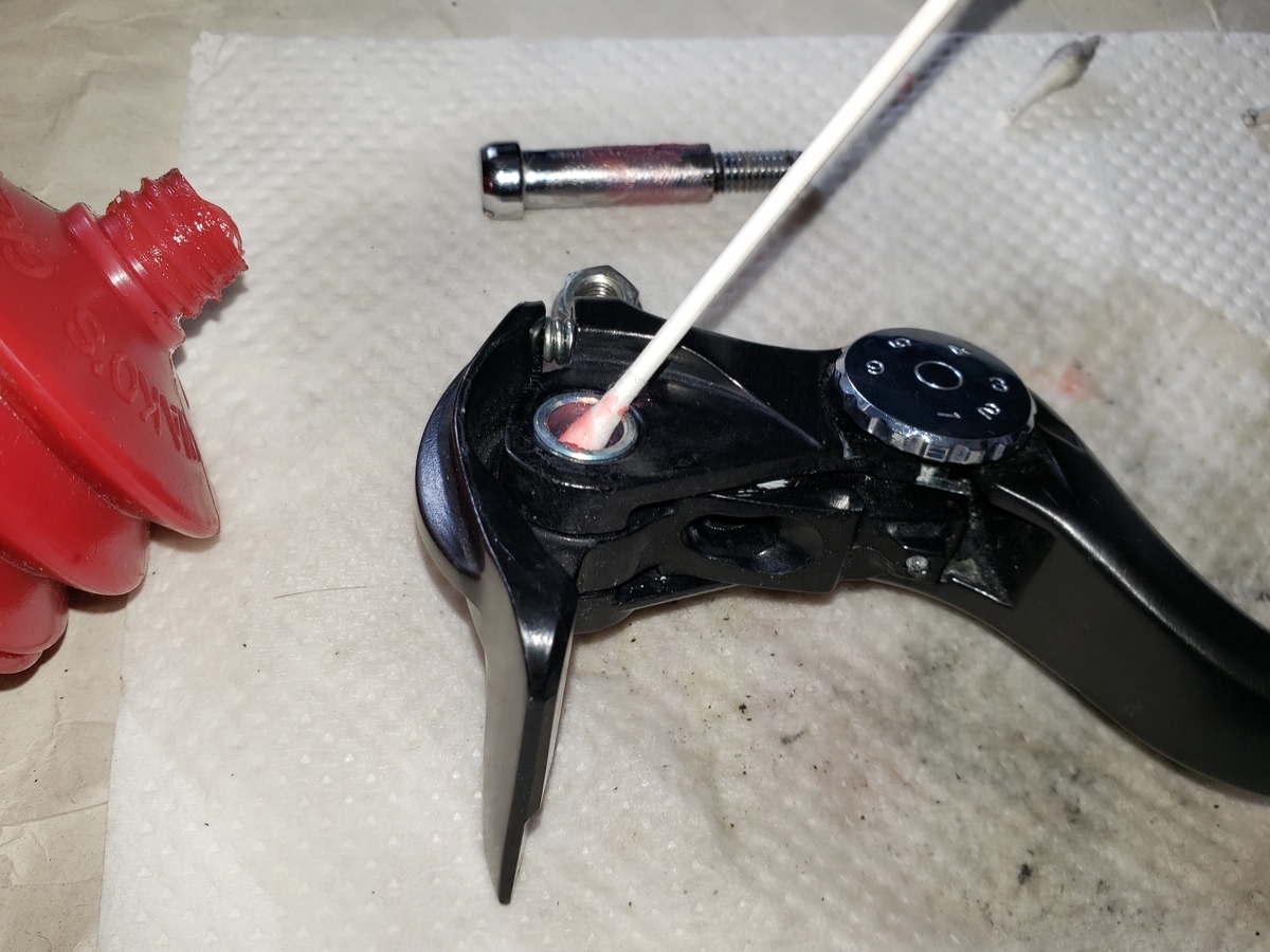 NISSINラジアルマスターのレバー組み立て