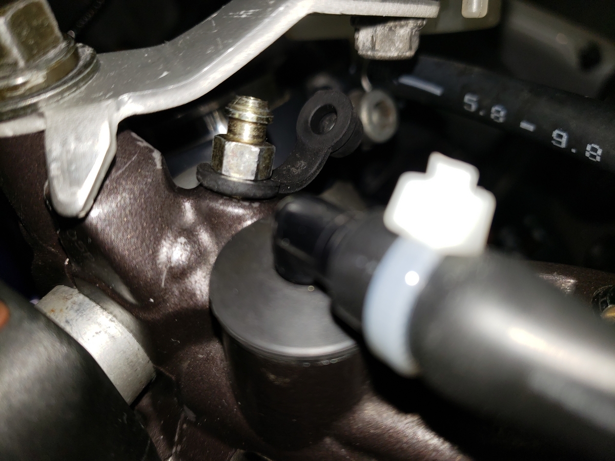 バイクのブレーキフールドの漏れ確認