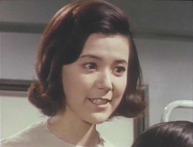 女優・榊原るみさん 「帰ってきたウルトラマン」篇 - ジーク