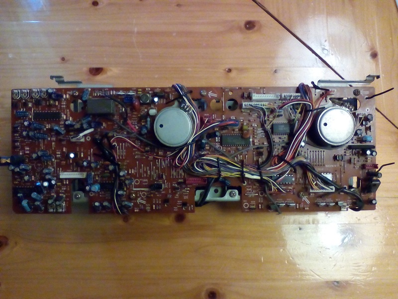 動作OK SONY DoDeCaHoRN CD カセットデッキ cfd-700 SONY CFD-700 DoDeCaHORN CDの修理(その1：カセットデッキ部) - 蓼科