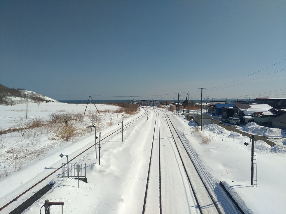 20250420-(1)厚内駅1