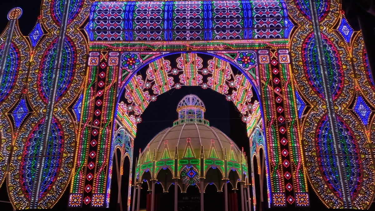 神戸ルミナリエ 2025 30年の時を超えて - バイクで遠足しませんか