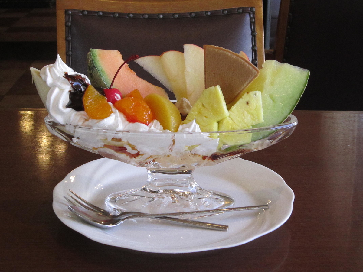 魅惑のプリンアラモードの世界 - バイクで遠足しませんか