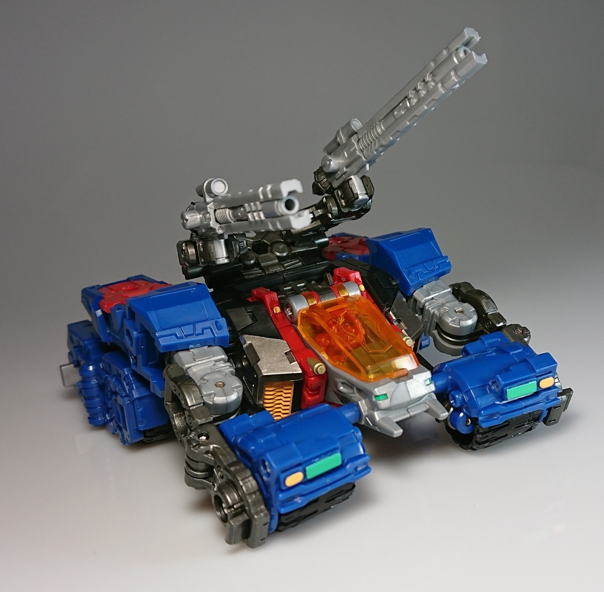 ダイアクロン DA-40 トライヴァース トライダッシャー <特別Ver