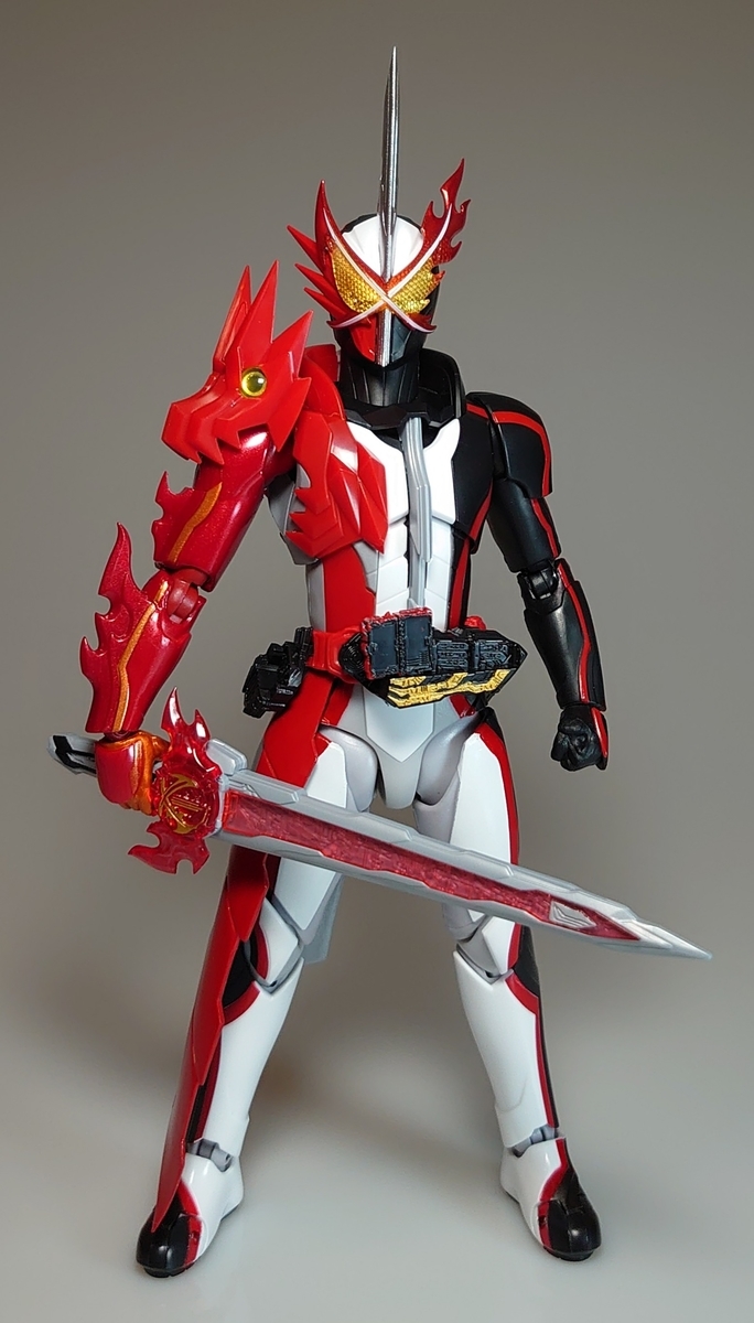 S.H.Figuarts仮面ライダーセイバー ブレイブドラゴン llic S.H.Figuarts 仮面ライダーセイバー ブレイブドラゴン ‑Metallic