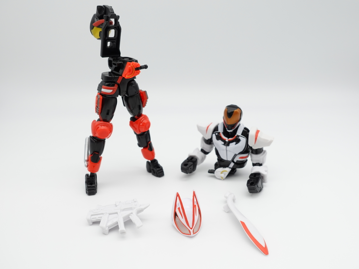 仮面ライダーギーツ リボルブチェンジフィギュア マグナム