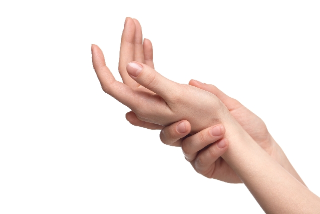 爪もみ療法で潰瘍性大腸炎に希望が やってみて損はなし そのやり方とは 爪もみの効果って 爪 マッサージするだけ 自律神経やアトピー改善にやっている人も 爪もみ療法で潰瘍性大腸炎に希望が やってみて損はなし そのやり方とは 爪もみの効果って 爪 マッサージするだけ 自律神経やアトピー改善にやっている人も