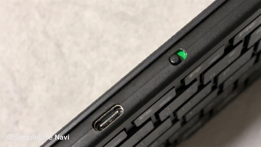 充電はUSB-C接続で簡単にできる