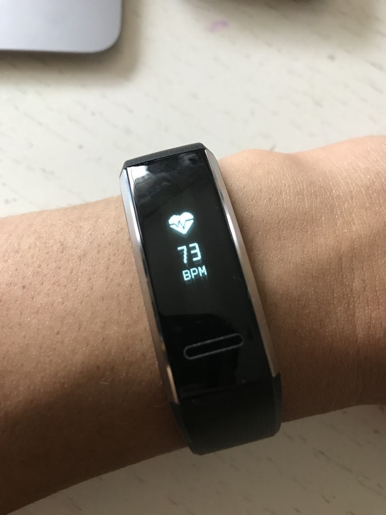 口コミ スマートウォッチ Huawei Band 2 おすすめの活動量計で心拍やマインドフルネスで深い呼吸を意識 ぽんすけの目指せ投資で億り人