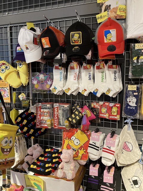シンプソンズグッズが買える店 千葉県イオンモール幕張新都心 ヴィレヴァン Plaza 390 しまむら シンプソンズ ファンクラブ ブログ シンプソンズグッズが買える店 千葉県イオンモール幕張新都心 ヴィレヴァン Plaza 390 しまむら シンプソンズ ファンクラブ ブログ