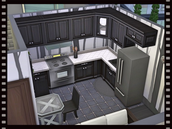 f:id:sims7days:20200517021847j:plain