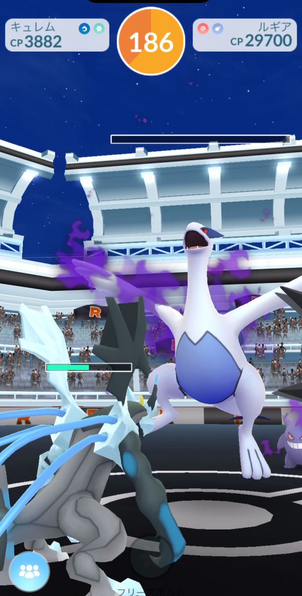 【ポケモンGO 】「シャドウルギア攻略法：最小人数で倒すための完全ガイド」何人で倒せる？