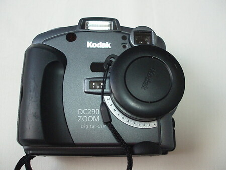 デジタルカメラ kodak dc290 zoom Amazon.com : Kodak DC290 2MP Digital Camera w/ 3x Optical