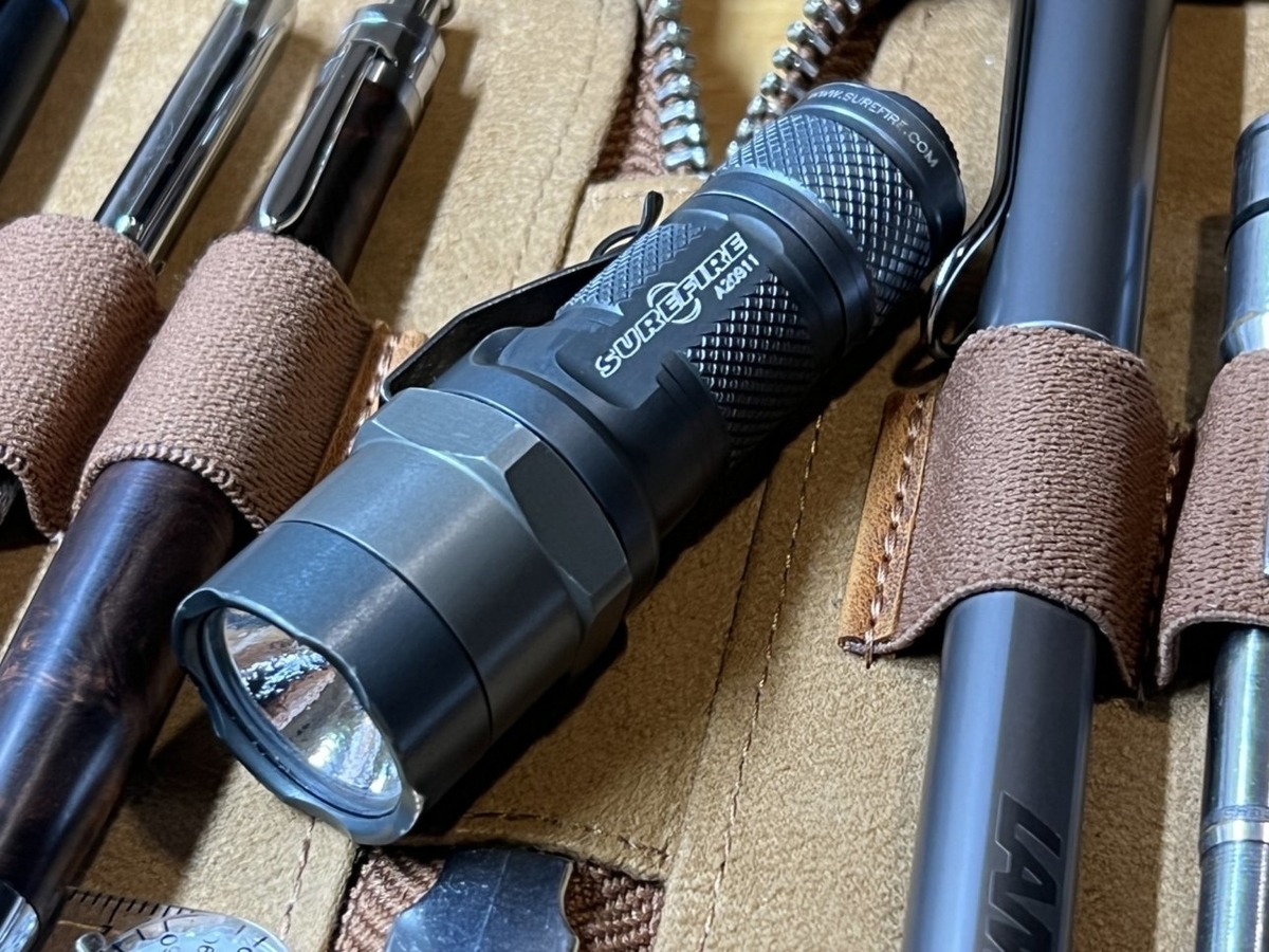 ライト・ランタン SUREFIRE E1e EXECUTIVE ELITE ライト・ランタン SUREFIRE E1e EXECUTIVE ELITE SUREFIRE(シュア