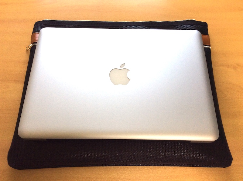 MacBook.jpg MacBook