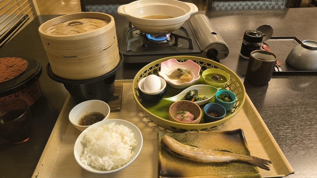 朝食