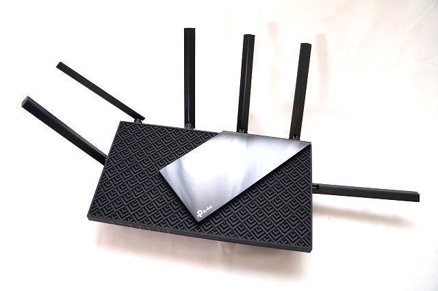 TP-Link Archer AX73の開封・外観