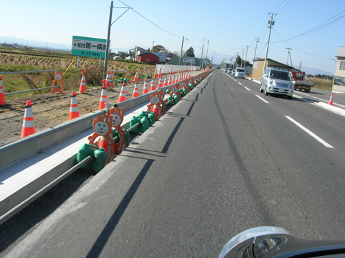 次から次へと現れてくる。