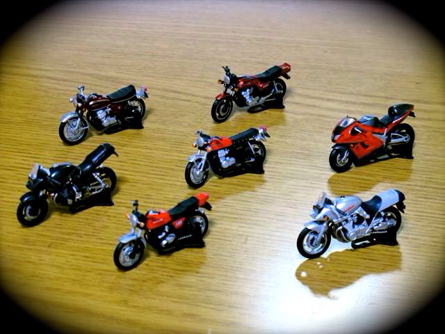 UCC缶コーヒーおまけのバイクフィギュアを発掘しました - 蕗狩