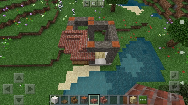 花畑バイオームの池のほとりに段違い屋根の小さな家の作り方 Sくんのminecraft