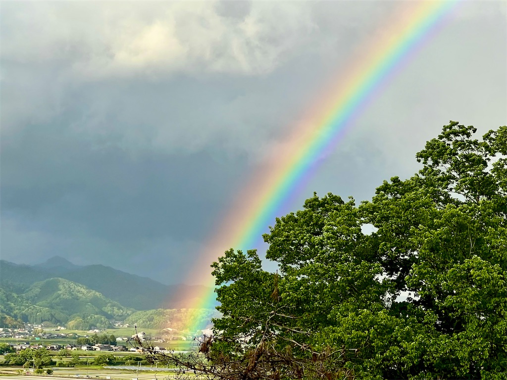皐月お朔日に…雹も、虹も、青空も - 徒然さやか日記