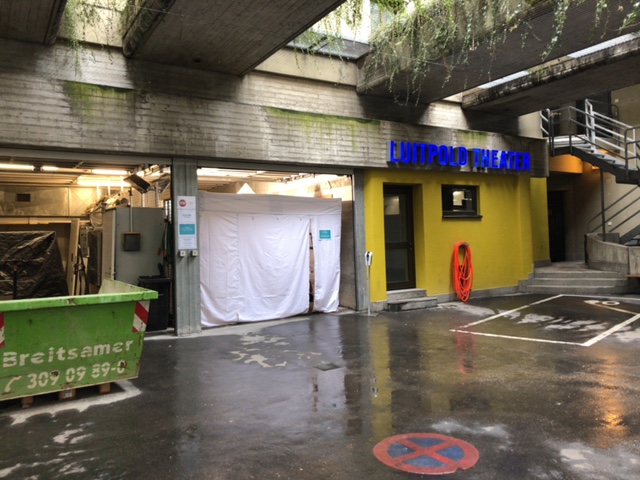 ドイツ バイエルン州学校再開 コロナラピッド抗原テスト オデオン広場 空を行こう ミュンヘン駐在編