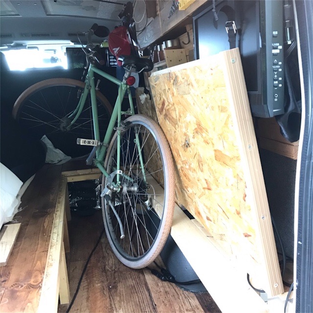 車中泊と自転車の素敵な関係 - ハイエース4人家族で車中泊