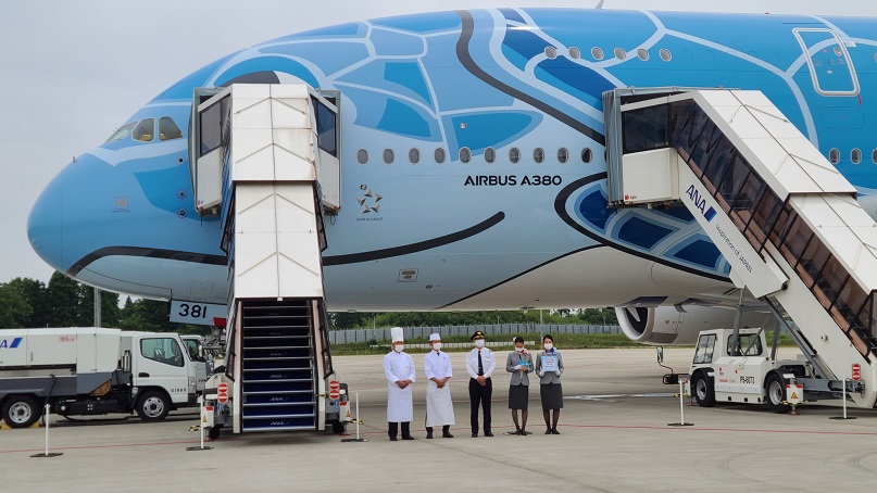 飛ばないホヌでもホヌはホヌ Ana レストランflying Honu ファーストクラス体験記 へんな旅ばかりしています