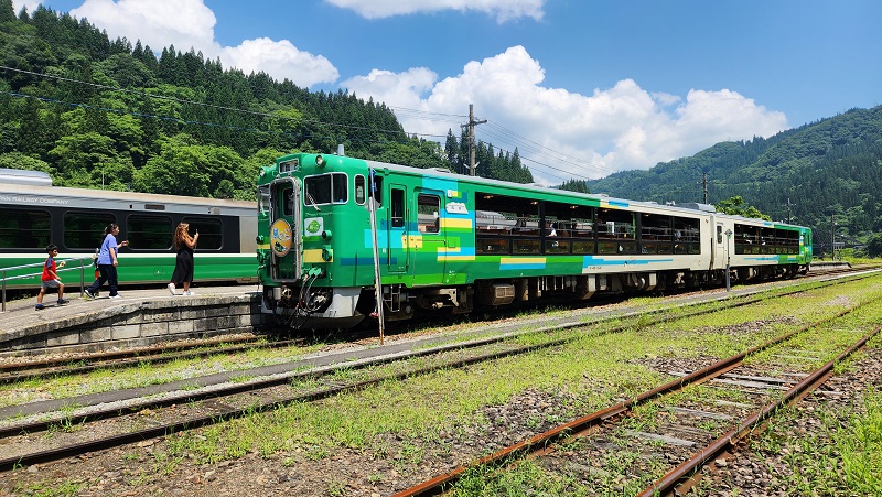 びゅうコースターの本領発揮？「風っこ只見線夏休み号」に乗っ