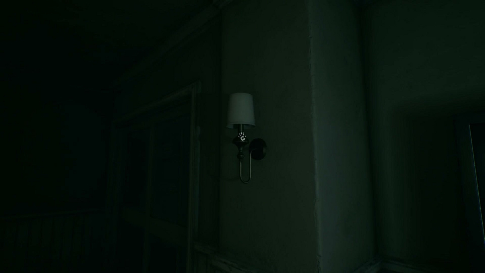 crimson_snow_page1_wall_lamp