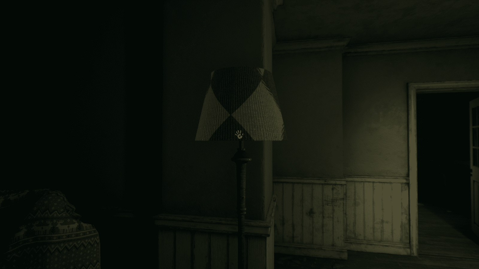 crimson_snow_page1_lamp_floor