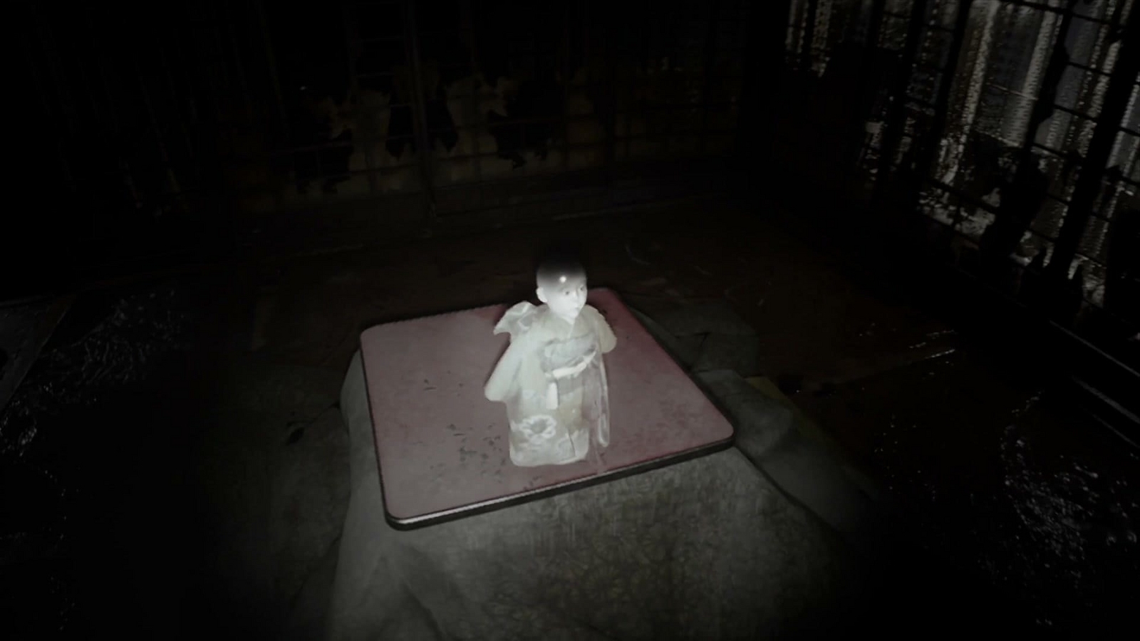 Jisatsu_doll_1