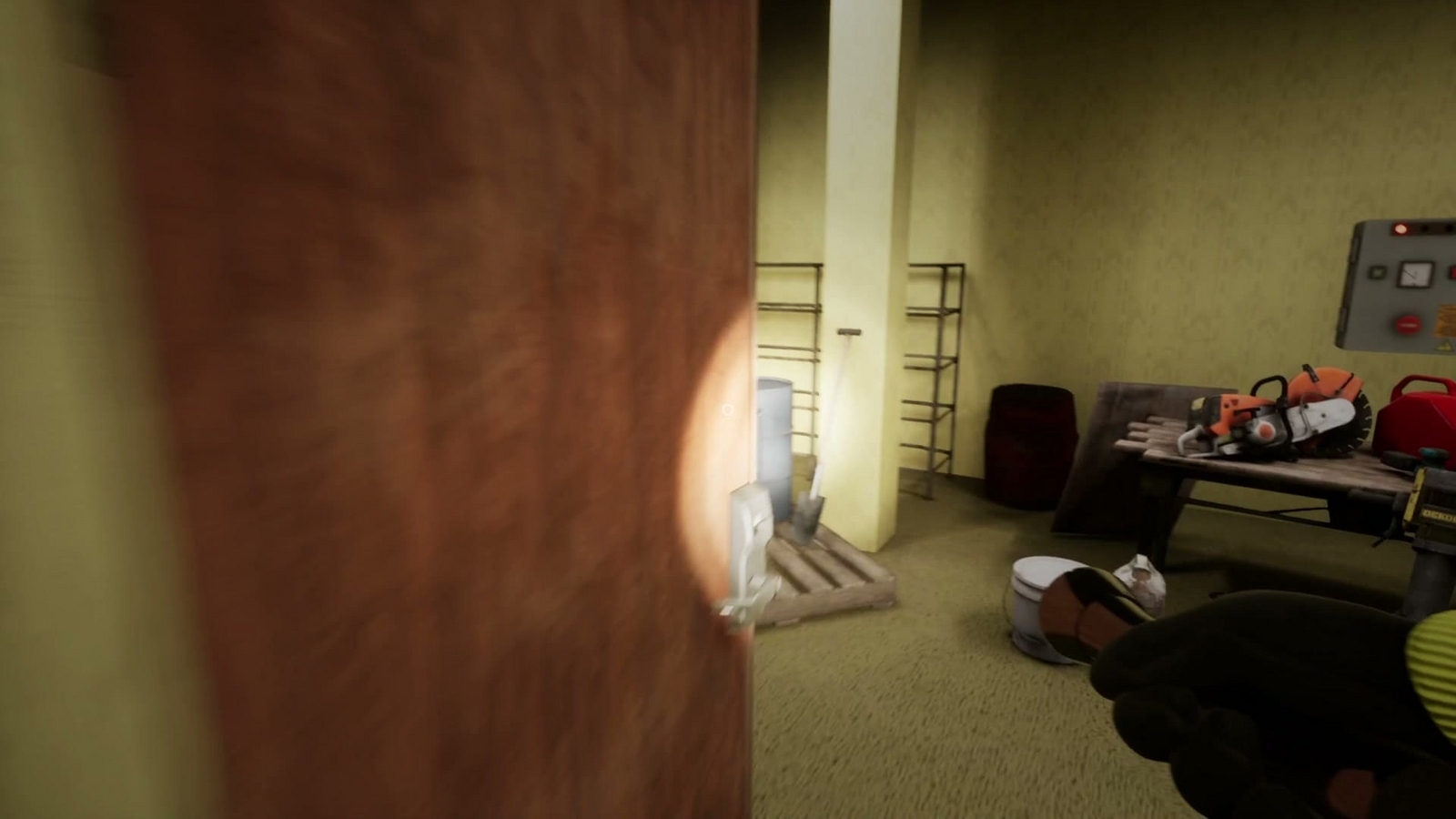 Escape_the_Backrooms_level0.2_machine5