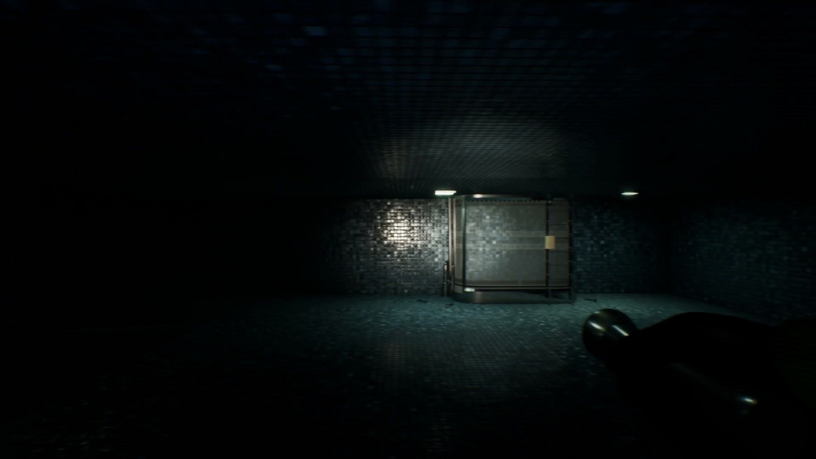 Escape_the_Backrooms_level37_aquarium