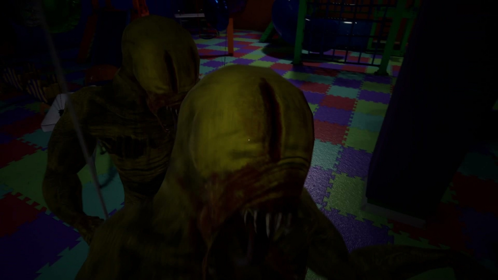 Escape_the_Backrooms_level_fun+_party_goar_1
