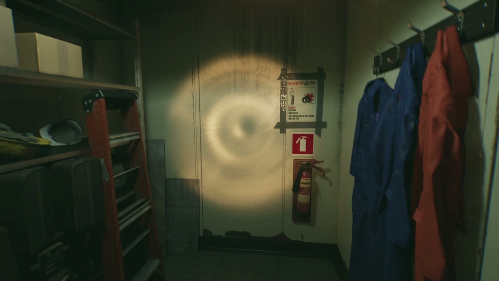 Still_Wakes_the_Deep_Ch2_fire_extinguisher1