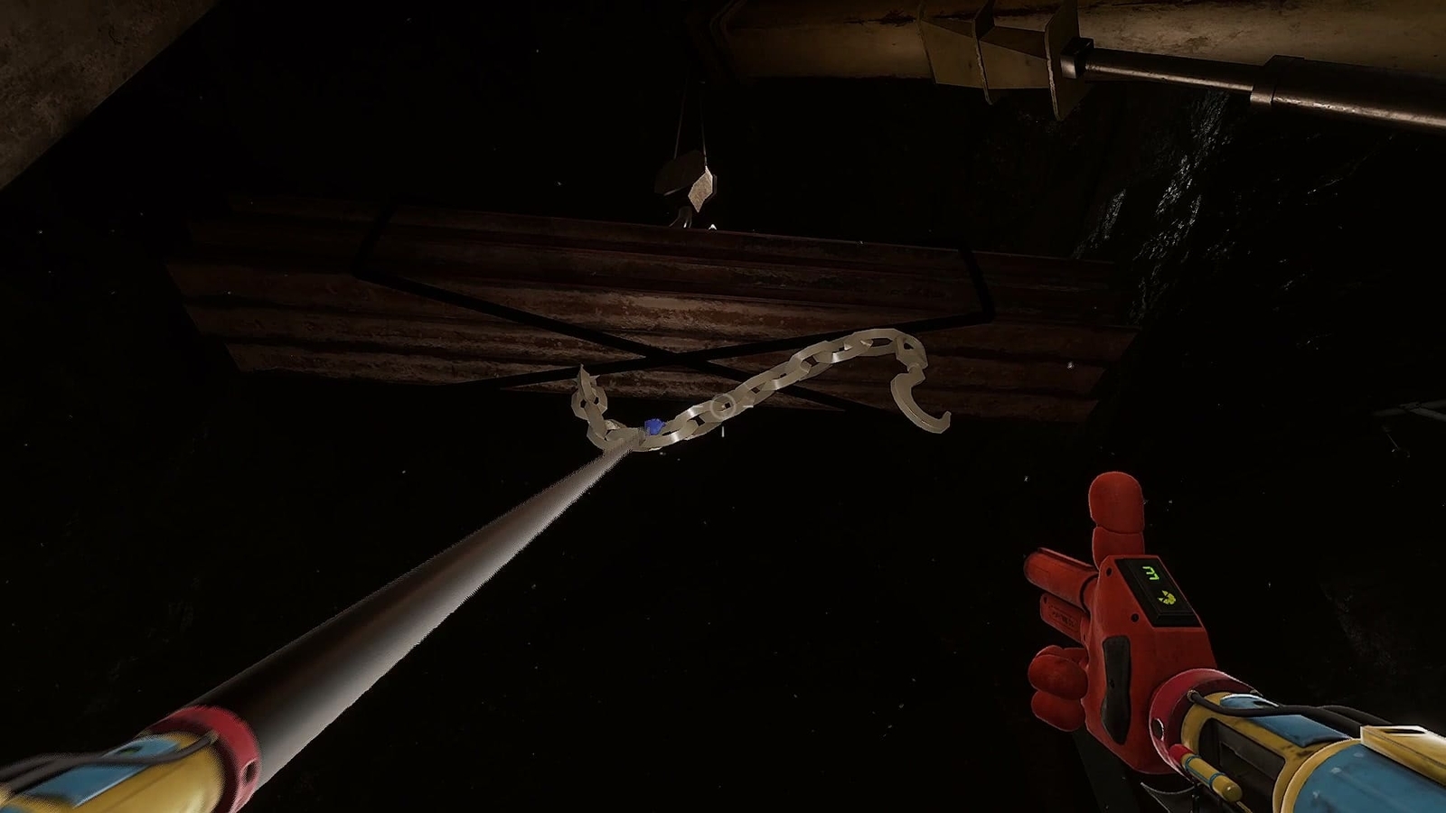 Poppy_Playtime_Chapter4_2_grab_ceiling_chain