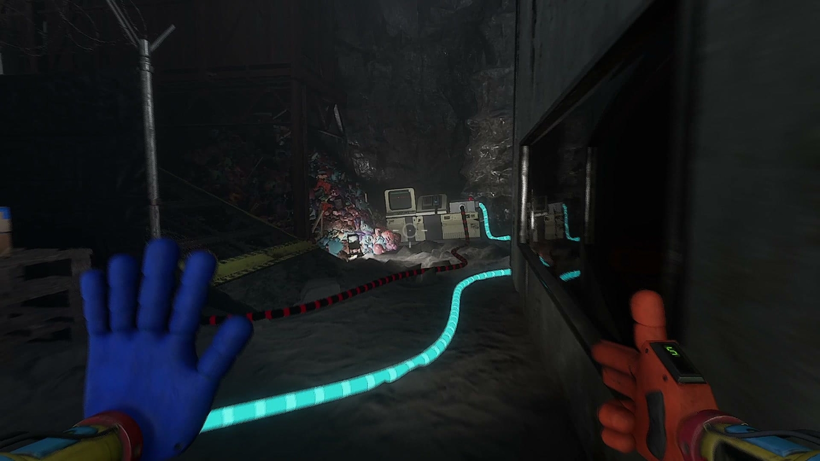 Poppy_Playtime_Chapter4_2_vs_yarnaby_1_power_switch_d