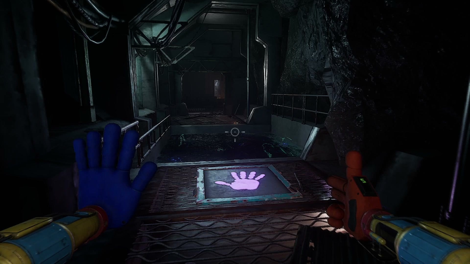 Poppy_Playtime_Chapter4_3_purple_hand_trap