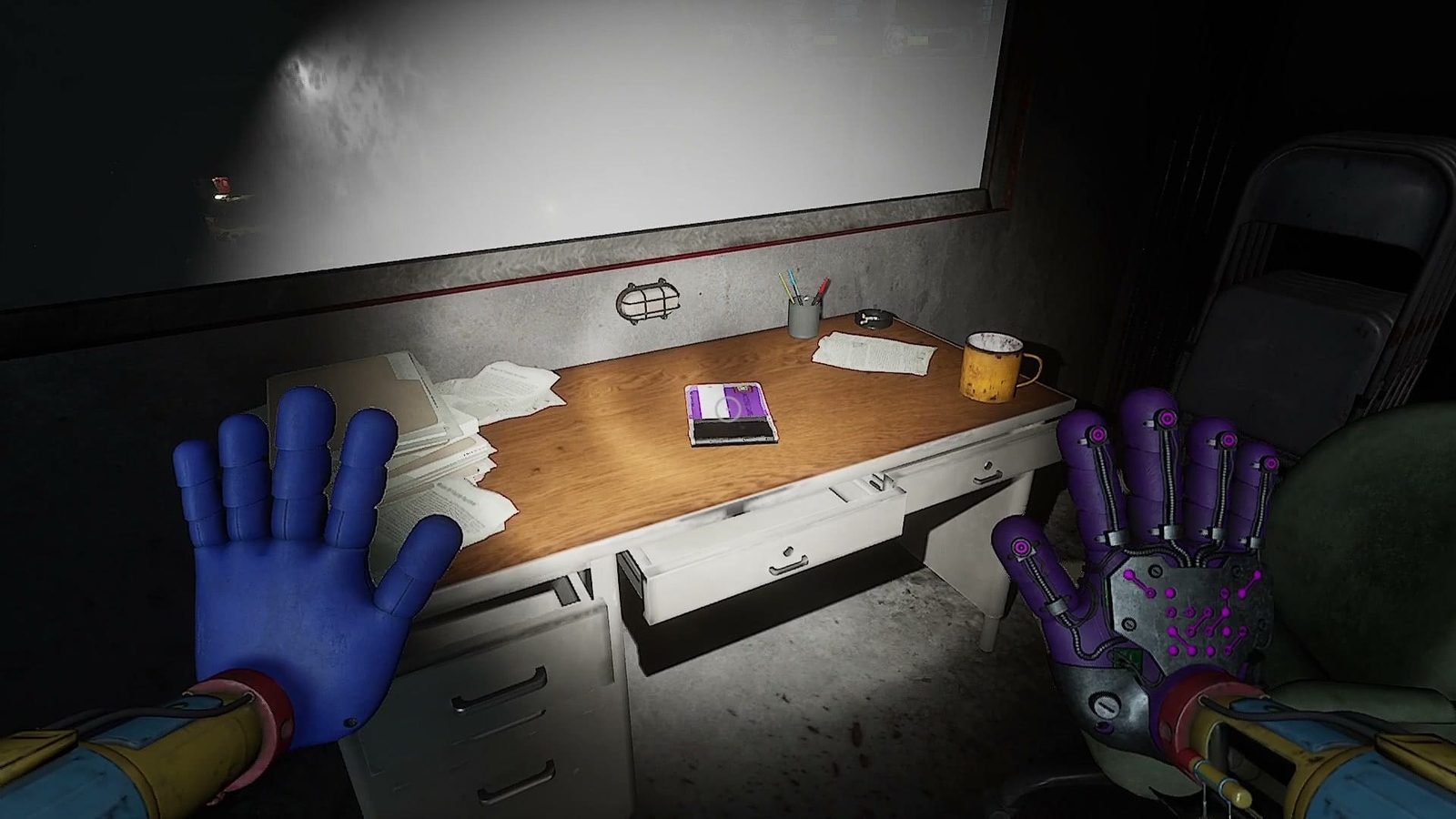 Poppy_Playtime_Chapter4_4_purple_card_key
