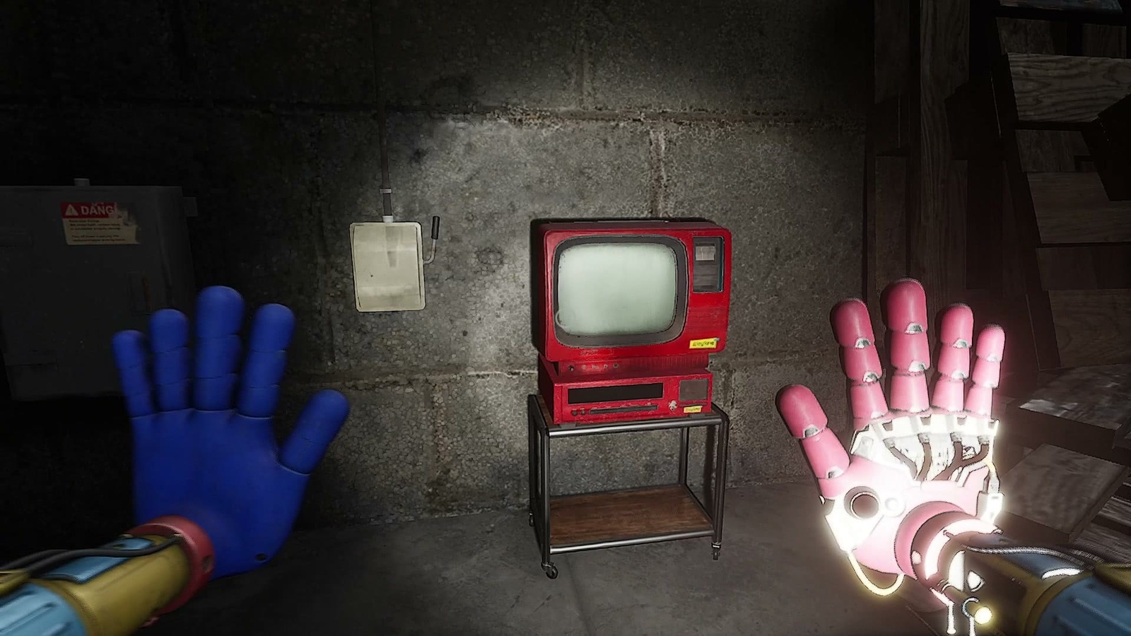 Poppy_Playtime_Chapter4_4_tv_5