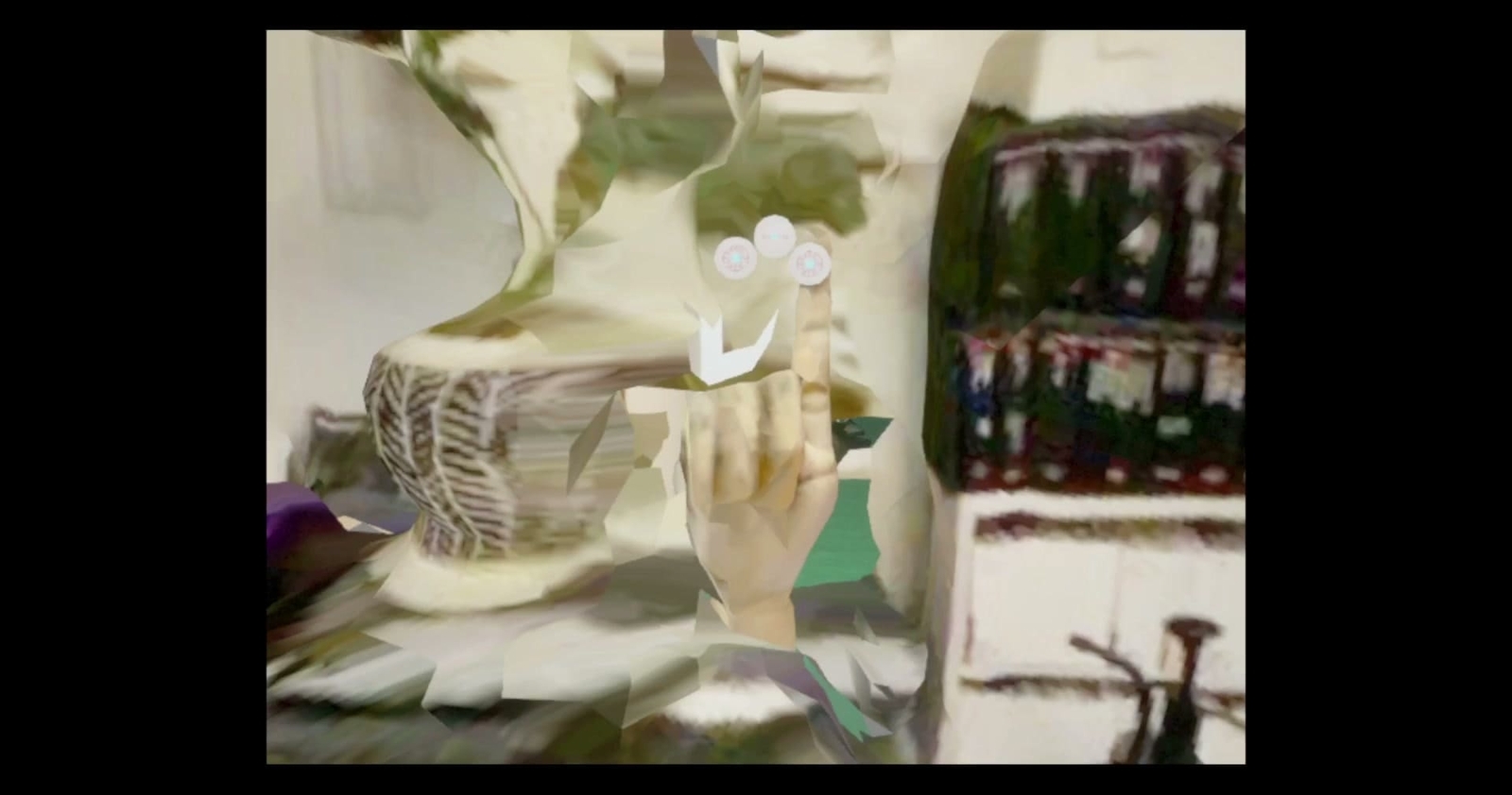 Yugen_Company_Warashi_Real_Estate_hand