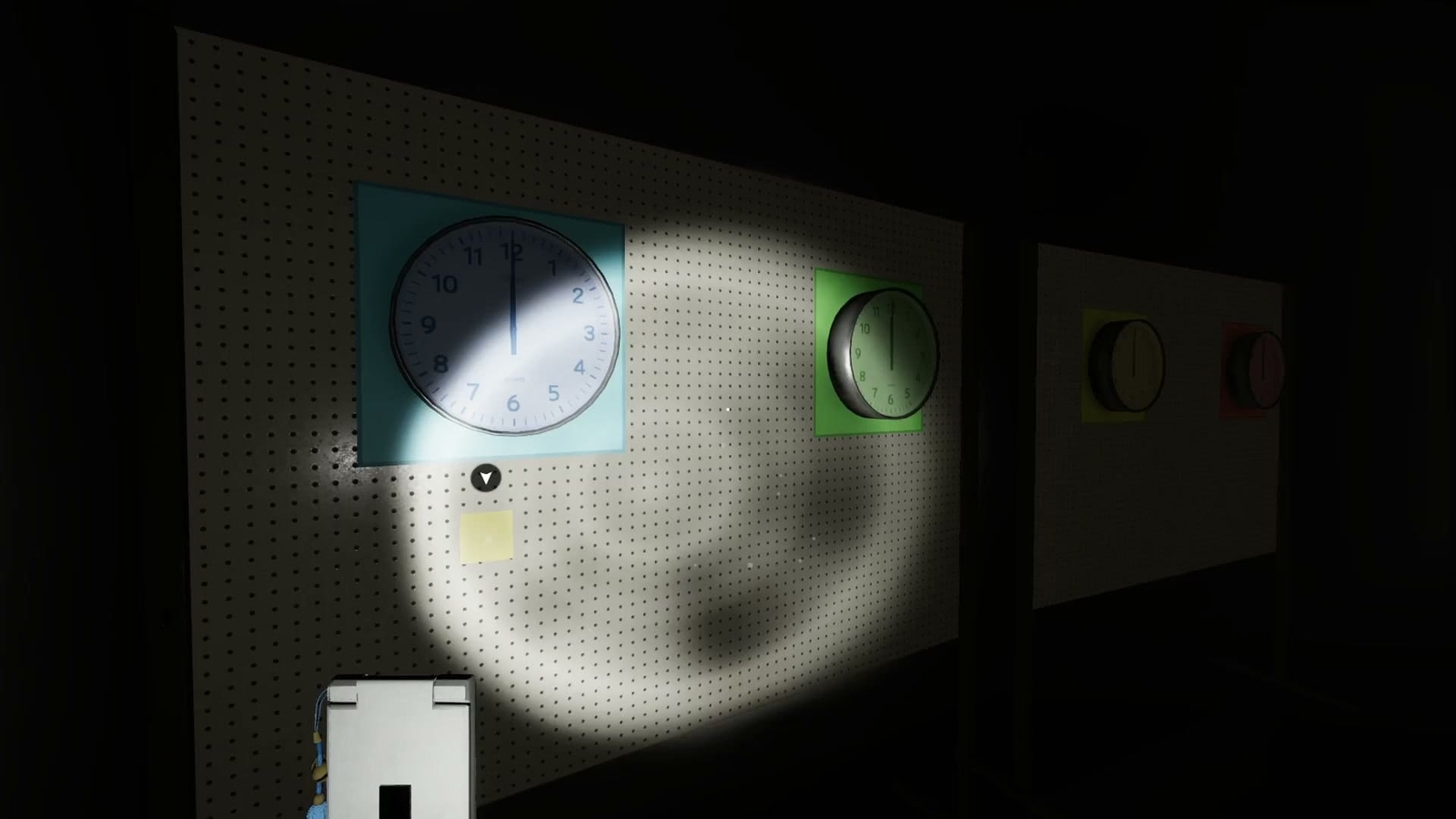 Solitary_in_the_Library_day3_clock_set
