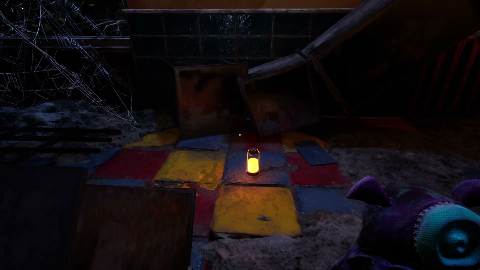 Dark_Pals_1st_Floor_yellow_ink_2