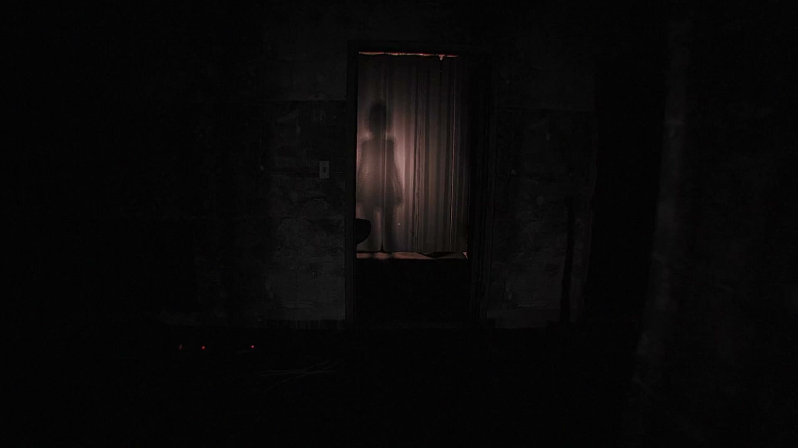 Dread_Neighbor_suzuki_curtain
