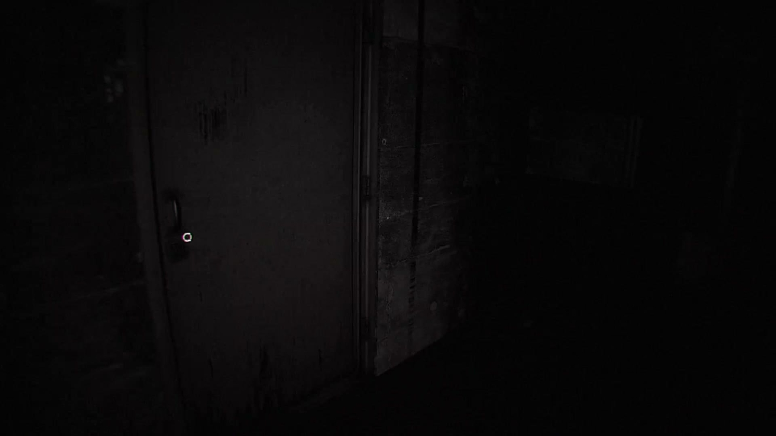 Dread_Neighbor_suzuki_confinement_room_door